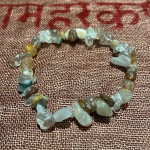 Mixed Quartz Chips Stretch Bracelet